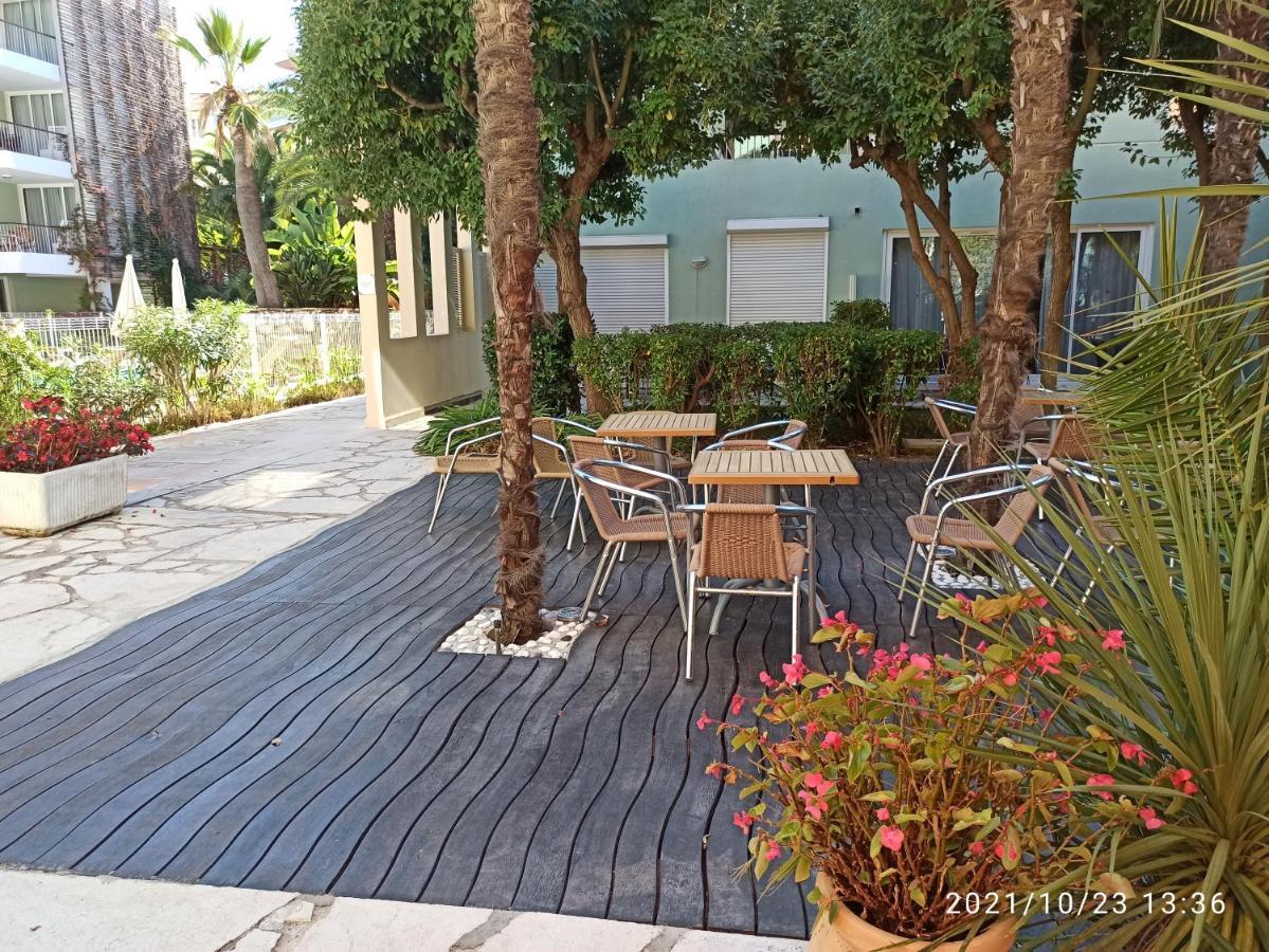 Rooftop- Jacuzzi - Terrasse - Parking Apartment Антиб Екстериор снимка