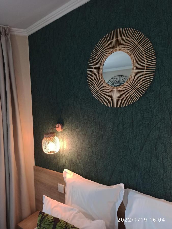 Rooftop- Jacuzzi - Terrasse - Parking Apartment Антиб Екстериор снимка